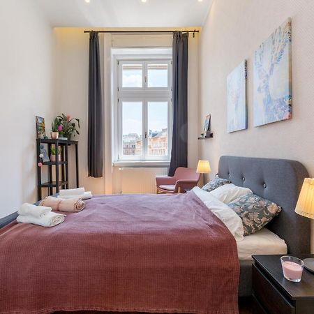 Royal Ferenciek Apartment บูดาเปสต์ ภายนอก รูปภาพ