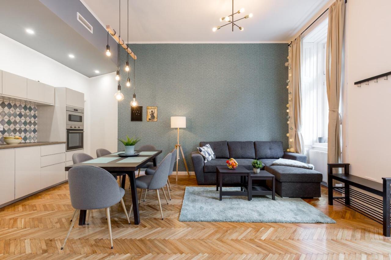 Royal Ferenciek Apartment บูดาเปสต์ ภายนอก รูปภาพ